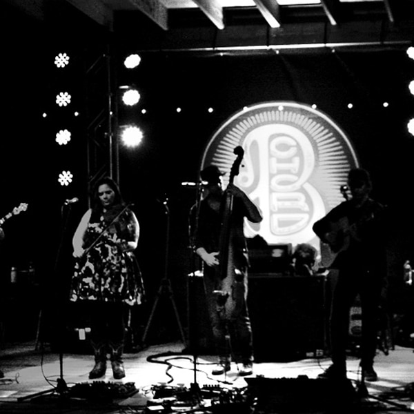 Yonder Mountain String Band