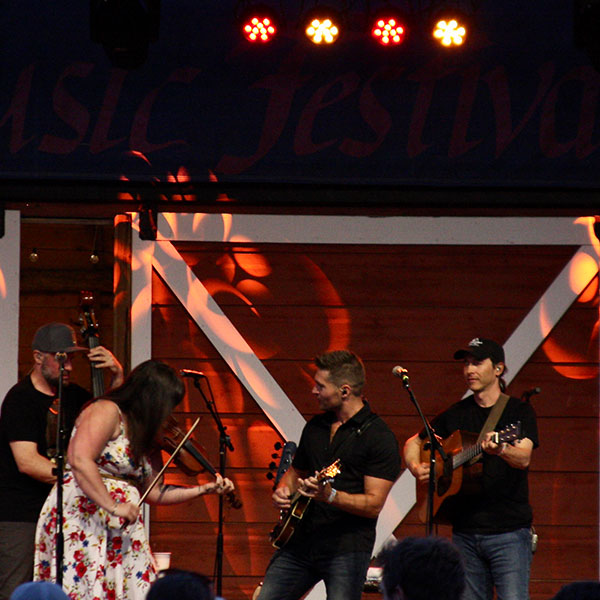 Yonder Mountain String Band